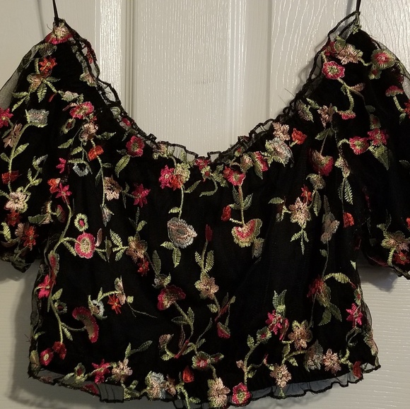 embroidered forever 21 crop top - Picture 1 of 2